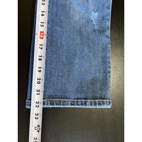 Judy Blue Jeans 16W Capri Fit Jeans Medium Wash Distressed Stretch Casual 22"Leg - Picture 15 of 16